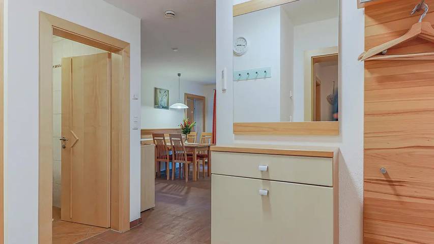 Hütte für 4 Personen, mit Garten in Söll - 2