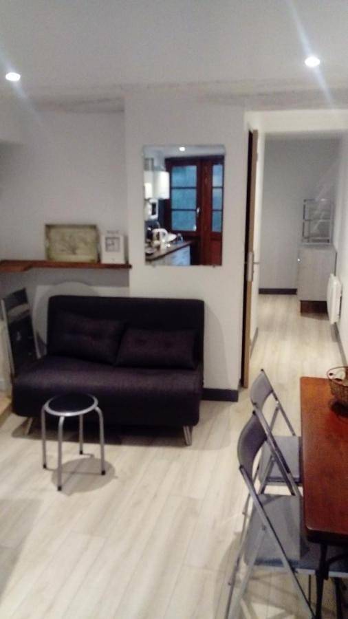 Gîte pour 3 personnes, avec jardin à Volonne - 2