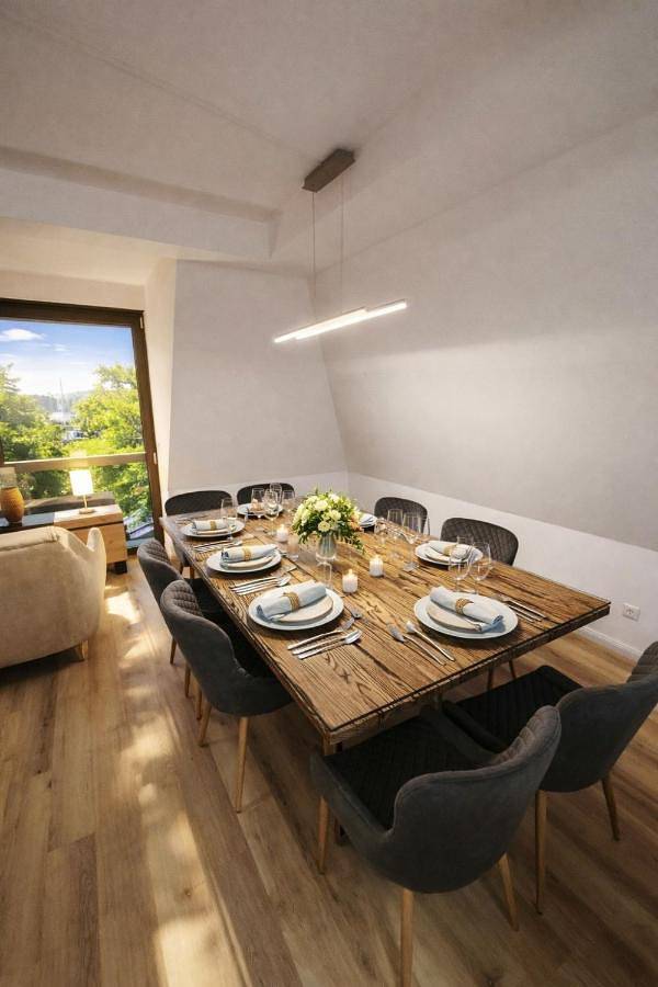 Ferienwohnung für 12 Personen, mit Seeblick und Ausblick in Strausberg - 2