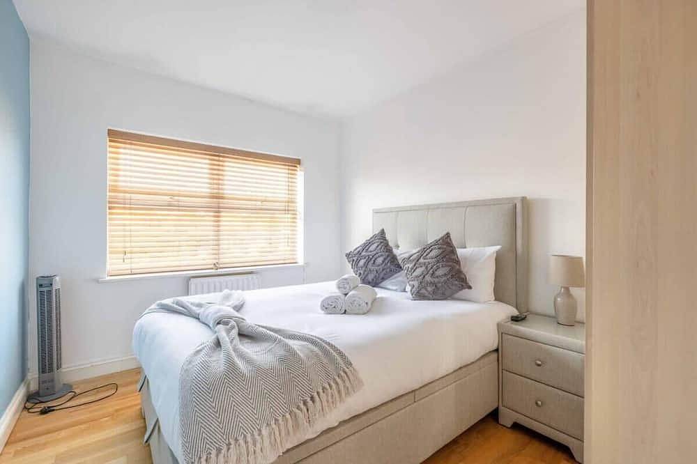 Spacious 3 Bedroom Home|Great for Families! in Slough, Berkshire