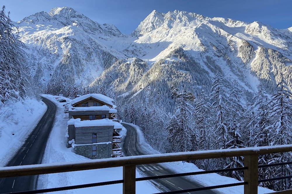 Ganze Wohnung, Beautiful new apartment 86 m2, 3 bedrooms 3 bathrooms south facing mountain view in Sainte-Foy-Tarentaise, Rutor-Gruppe