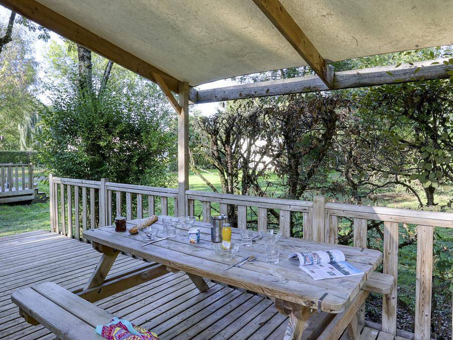 Camping La Salvinie - Bungalow 5 personen - Tit'home Holz und Terrasse 2 Zi. Ohne San 1/5 Pers. in Terrasson-Lavilledieu, Périgord Noir