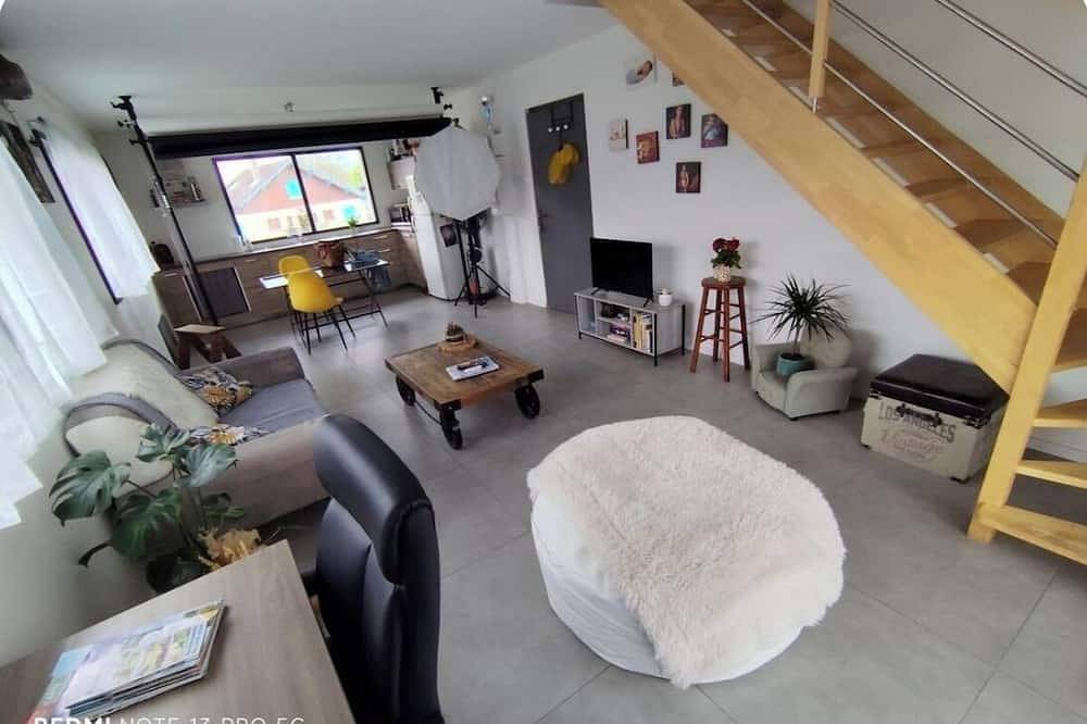 House with garden between lakes and mountains in Rumilly, Región de Annecy