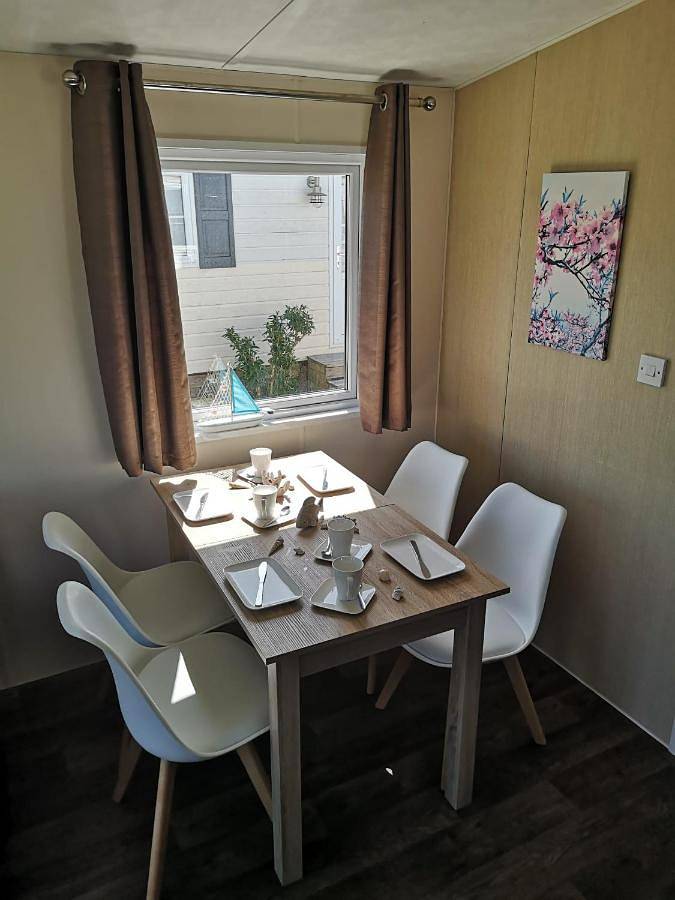 Ferienhaus für 5 Personen, mit Terrasse und Garten sowie Pool und Ausblick in Petten - 2