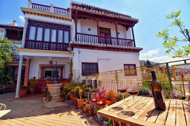 Apartamento de vacaciones para 9 personas, con vistas y jardín - 1