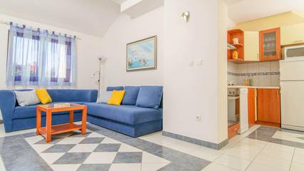 Ferienwohnung für 6 Personen in Okrug Gornji, Ciovo, Bild 3