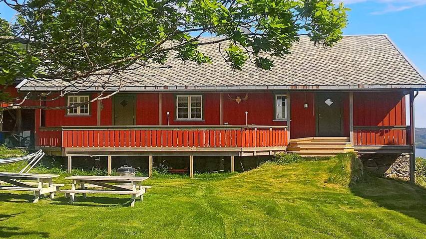Ferienhaus für 11 Personen, mit Whirlpool und Terrasse sowie Garten in Tröndelag - 2