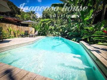 Hôtel pour 2 personnes, avec jardin et piscine ainsi que balcon et vue à Trancoso