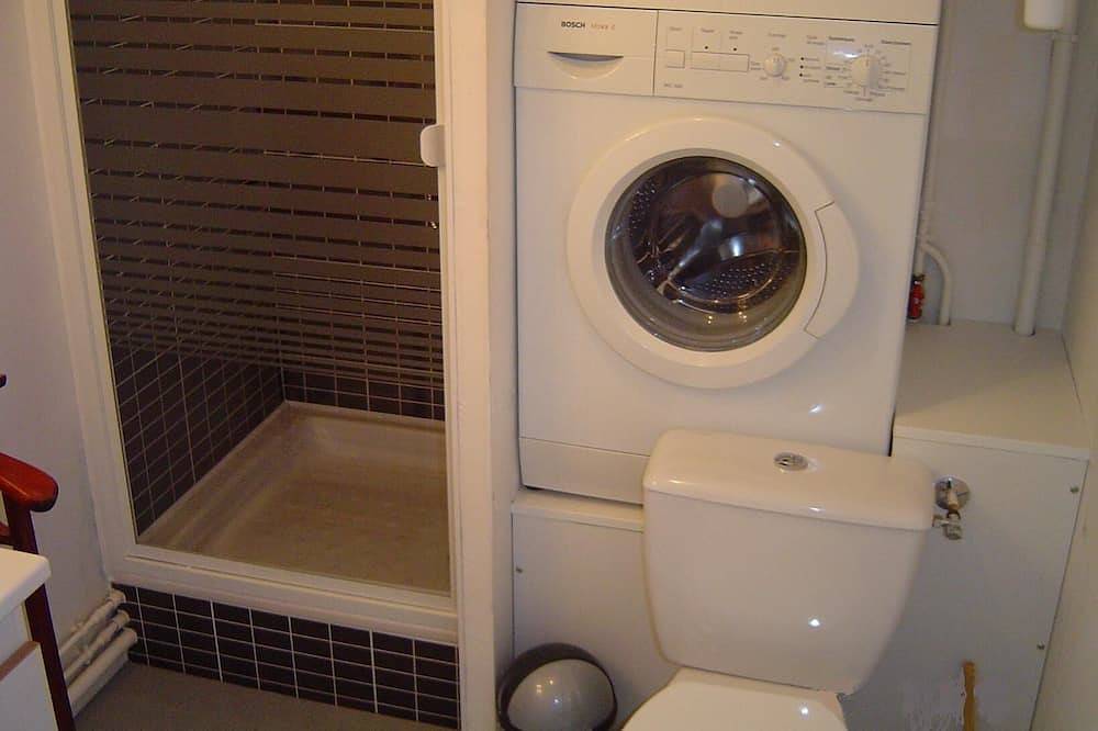 Entire apartment, Vannes charming 30m2 apartment with large terrace and garage in Vannes, Côte des Mégalithes