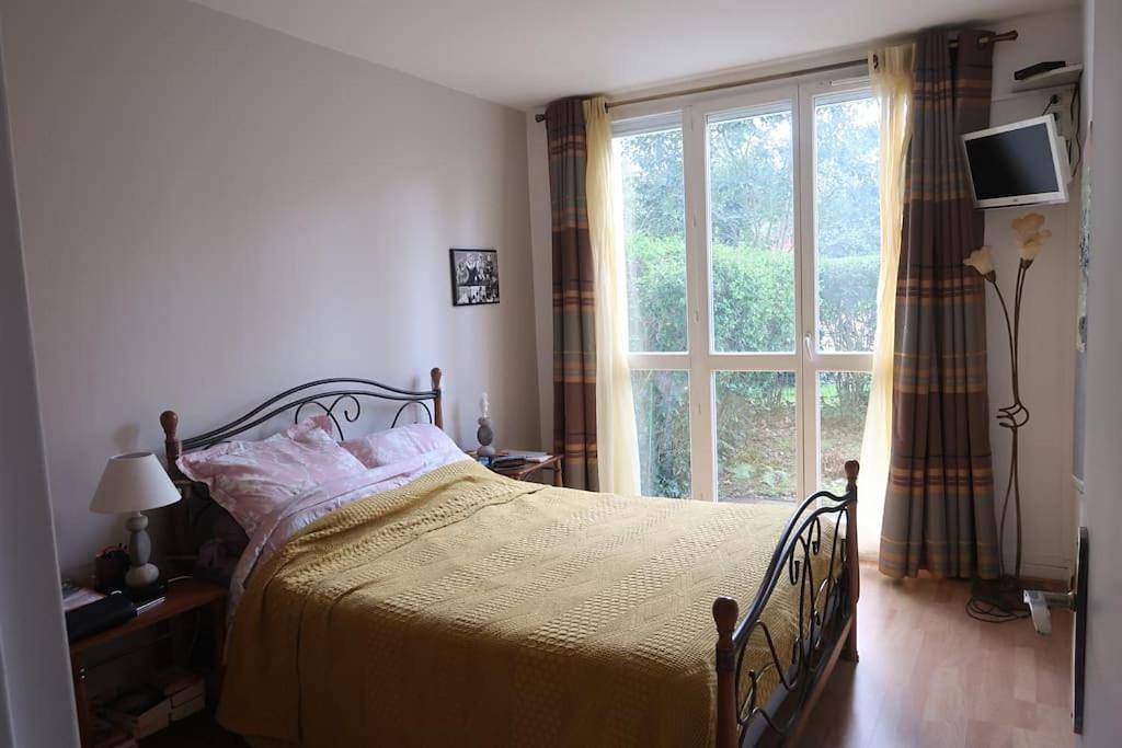 Appartement entier, Two-Bedroom Apartment in Chilly-Mazarin, Essonne