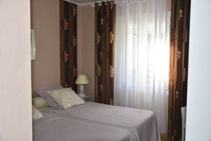 Villa pour 6 personnes, avec jacuzzi et jardin à Fréjus - 3