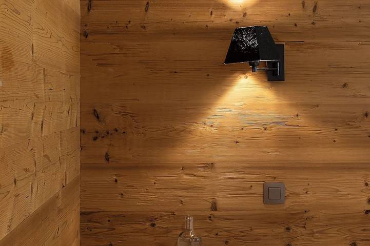 El encanto de una granja de más de 100 años combinada con materiales contemporáneos. in La Chapelle-d'Abondance, Les Portes du Soleil