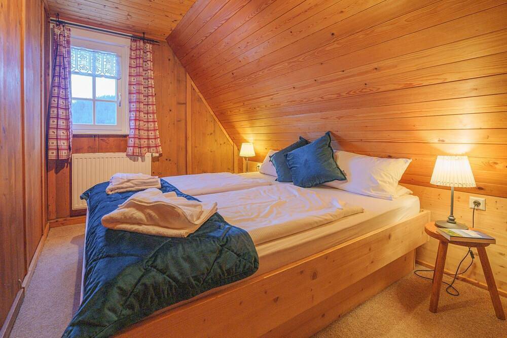 Waldhaus: Saunahaus Kamin Wifi 11 Pax in Alpirsbach, Selva Negra Central
