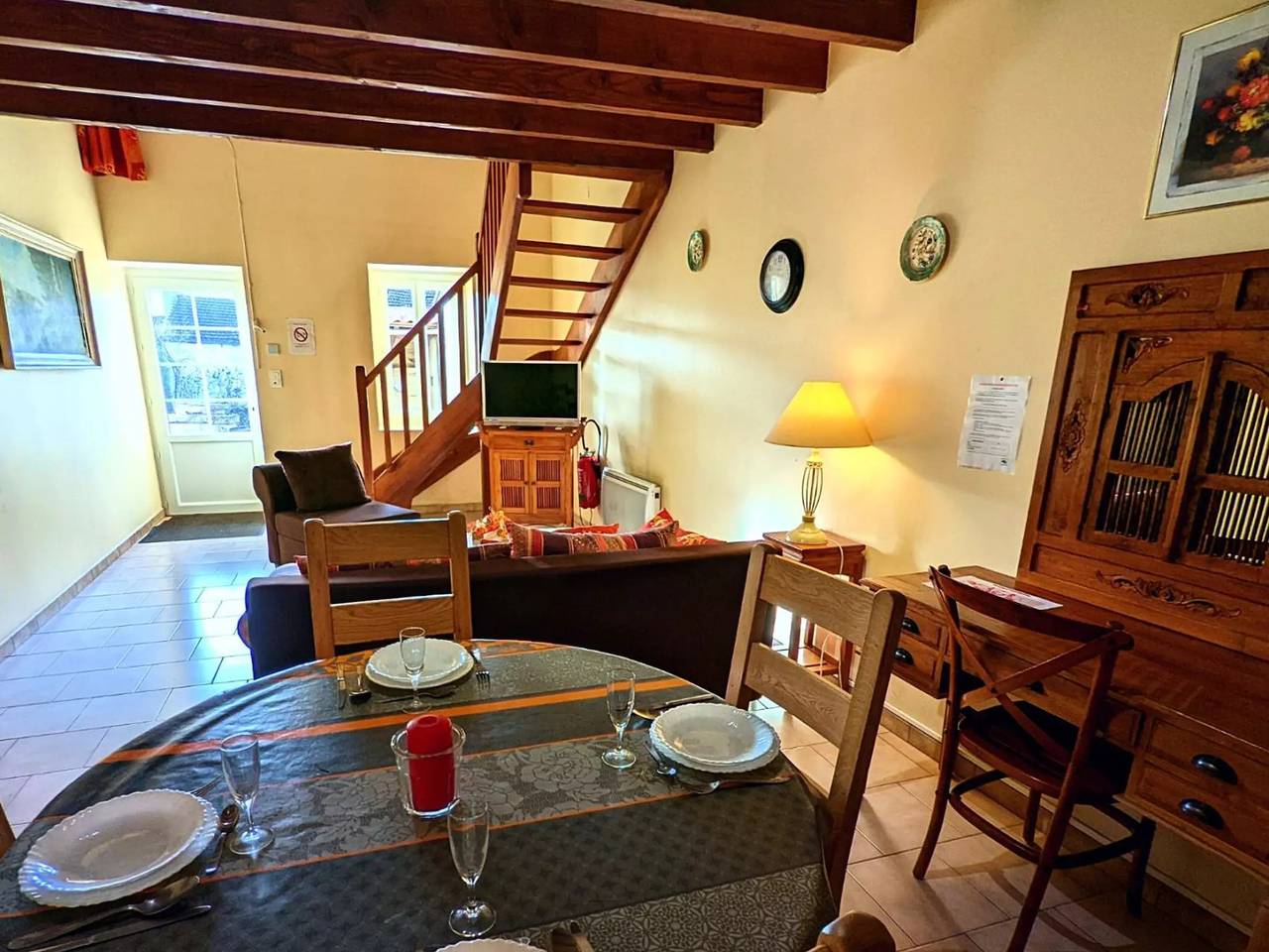 Casa 4 Personas in Salles-Lavalette, Charente