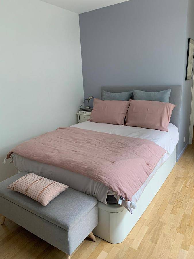 Chambre d’hôte pour 2 personnes, avec terrasse à Suresnes