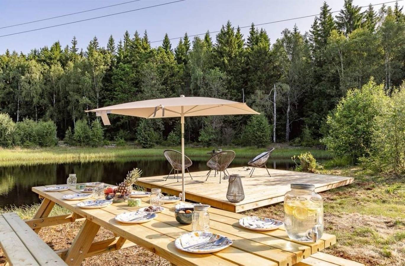 Villa Orreforshult – Ferienhaus mit eigenem Weiher & Kamin bei Orrefors in Orrefors, Nybro und Umgebung