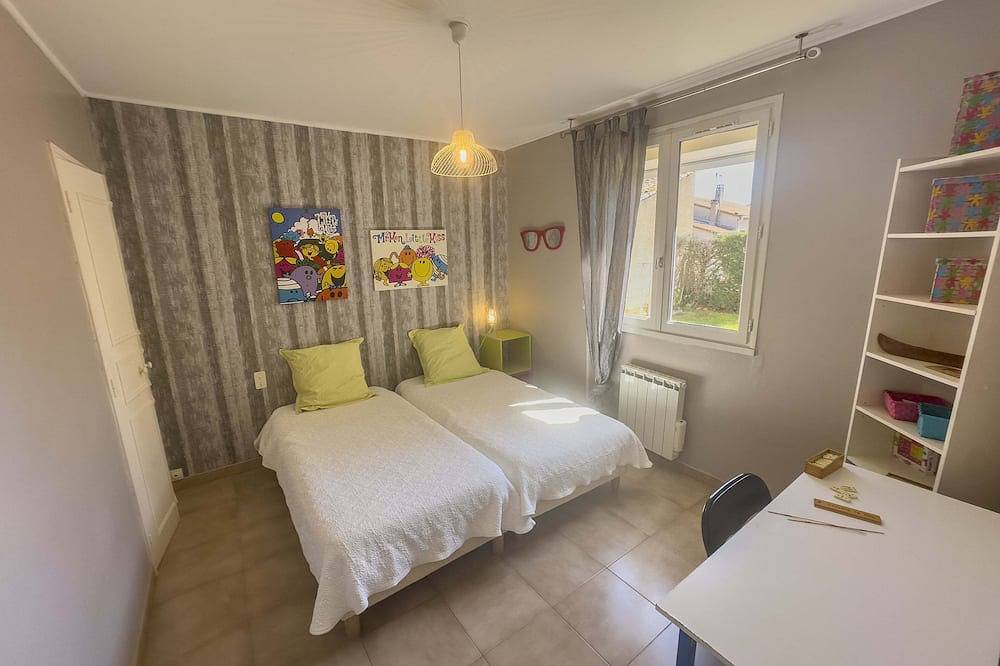 Villa 6p Clim Grande Piscine Privée au sel Chauffe Wifi mer 8km in Bessan, Côte d'Améthyste