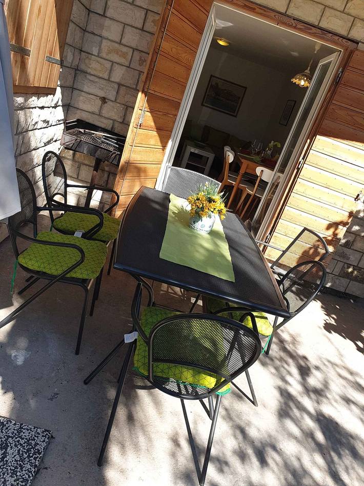 Ferienhaus 100 vom Strand in Jadrija, Šibenik-Knin