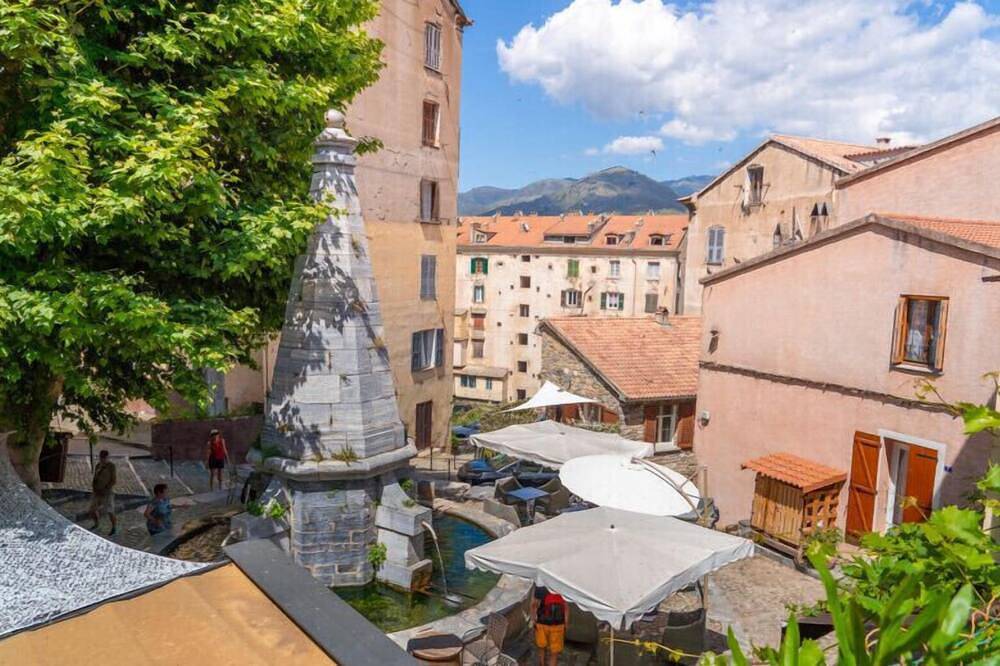 Charming T3 50m2 full center corte wifi tv washing machine quiet bright 6 person in Corte Francia, Parco naturale regionale della Corsica