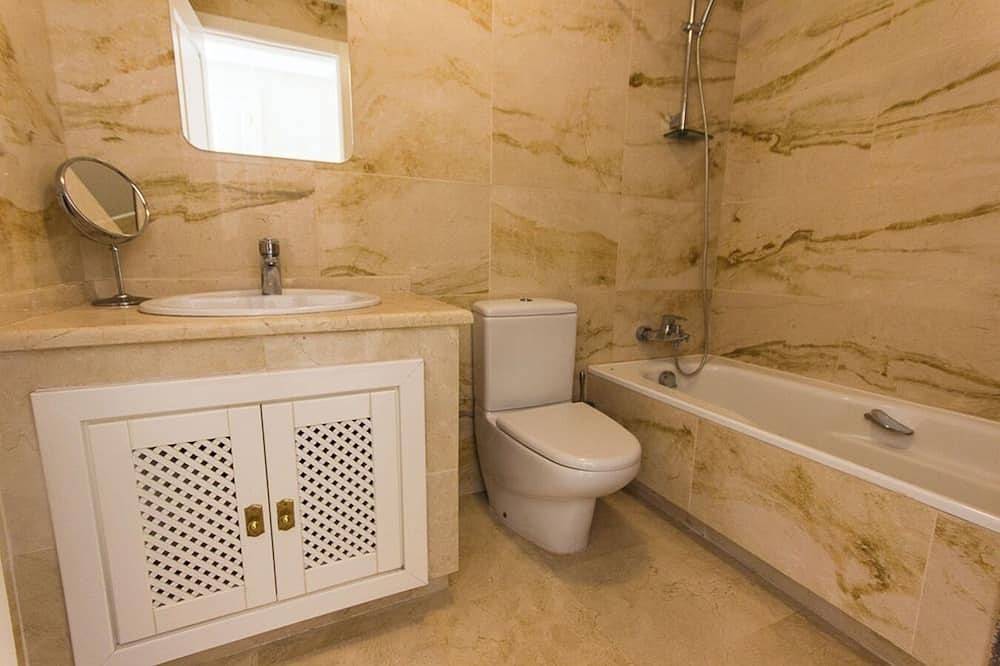 Entire apartment, Short walk to Roda golf course 1st tee. 5 minutes drive to wonderful beaches in Roda Golf, San Javier