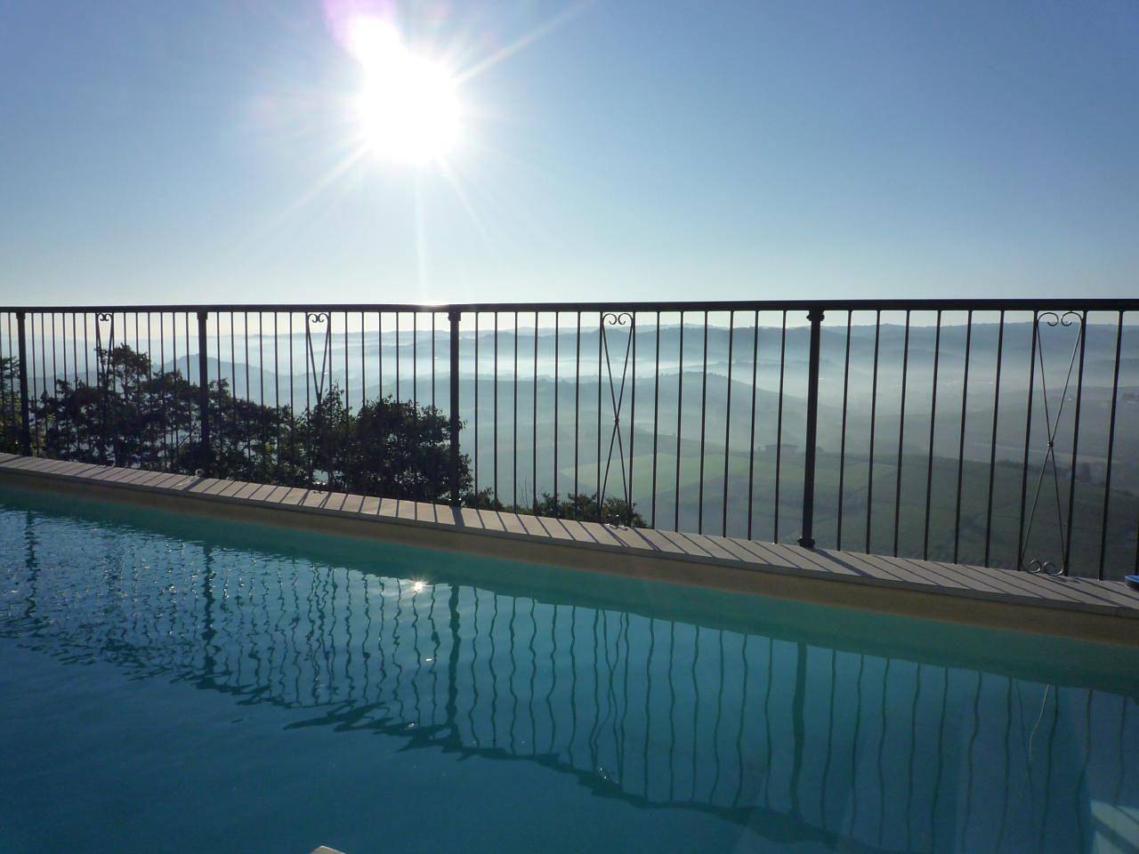 Appartamento intero, Appartamento a Verduno con terrazza attrezzata in Verduno, Langhe