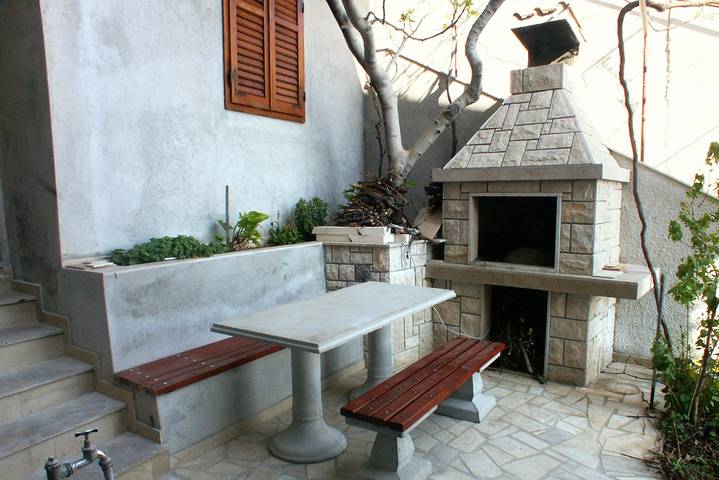 Ganze Wohnung, Studio Appartement am Strand Pisak, Omis -a in Pisak, Omis-Riviera