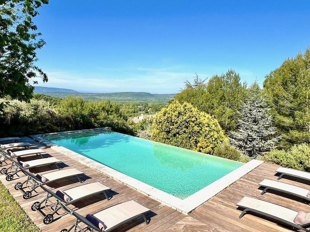 Vivre en Provence in Roussillon, Parc naturel régional du Luberon