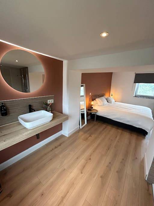 Location de vacances pour 3 personnes, avec jardin à Modave - 3