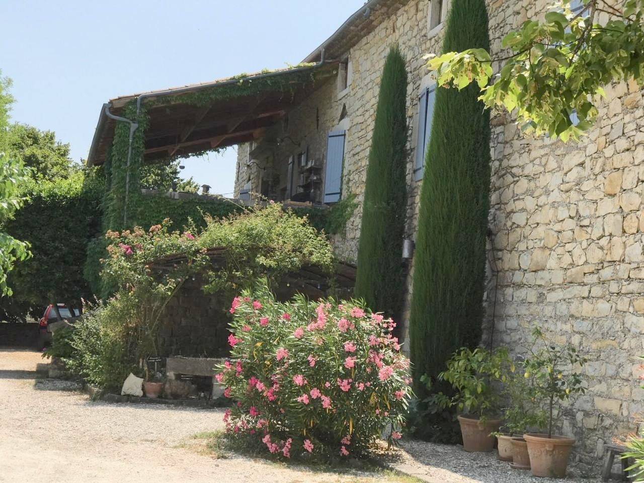 Double Room in Villeneuve-de-Berg, Ardèche