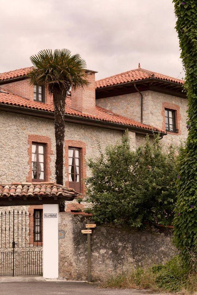 Apartamento para 2 personas, con Terraza además de Jardín y Vistas en Poo de Llanes