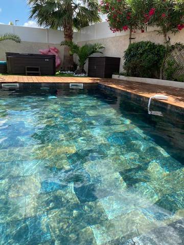 Cottage pour 6 personnes, avec piscine ainsi que jacuzzi et jardin à Florensac