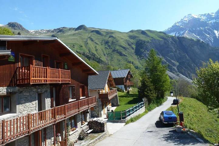 Gîte pour 4 personnes, avec balcon à Saint-Julien-Mont-Denis