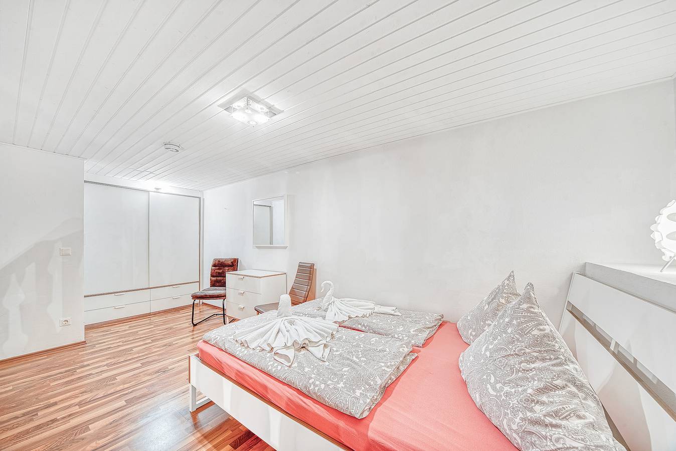 Ganze Wohnung, Ferienwohnung 'Galerie- Am Kurgarten' mit Bergblick und Wlan in Bad Reichenhall, Berchtesgadener Alpen