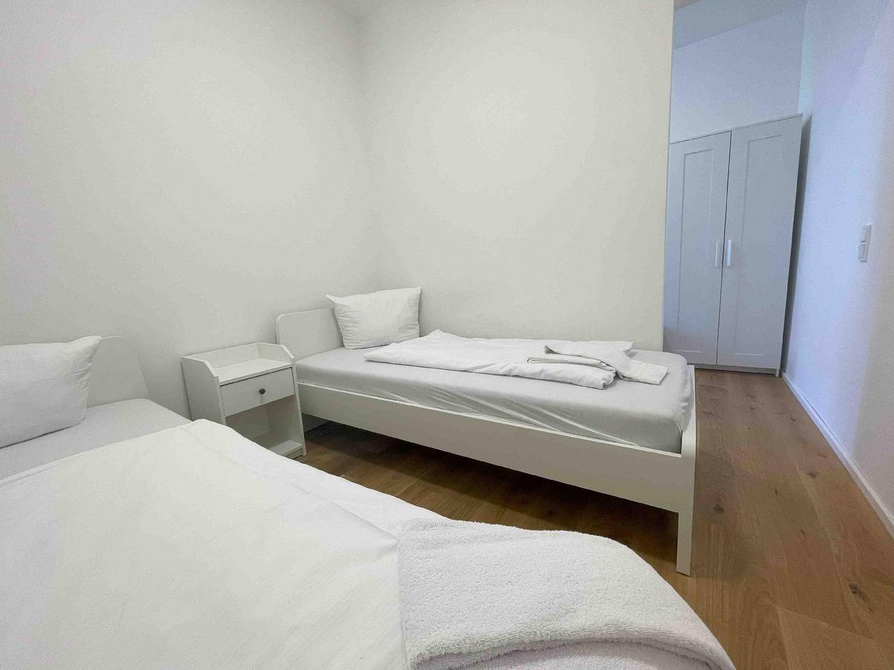 Ganze Ferienwohnung, Am1O14 Modern eingerichtete Monteurwohnung in Amberg, Ostbayern