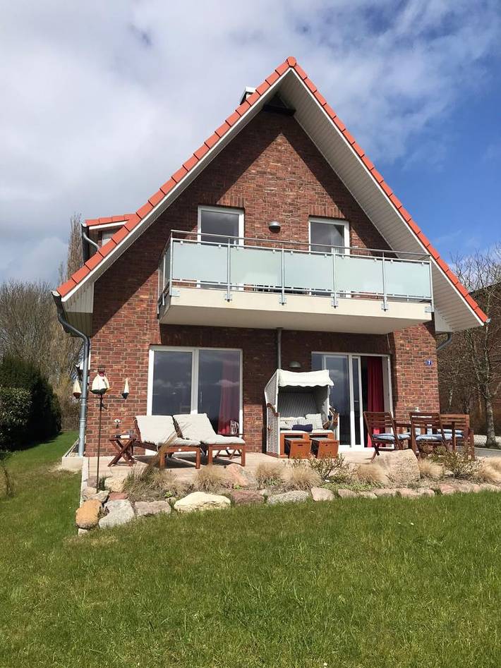 Ferienwohnung für 6 Personen, mit Terrasse und Garten sowie Sauna in Meeschendorf