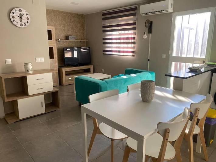 Holiday apartment for 3 people, with balcony and view - 1