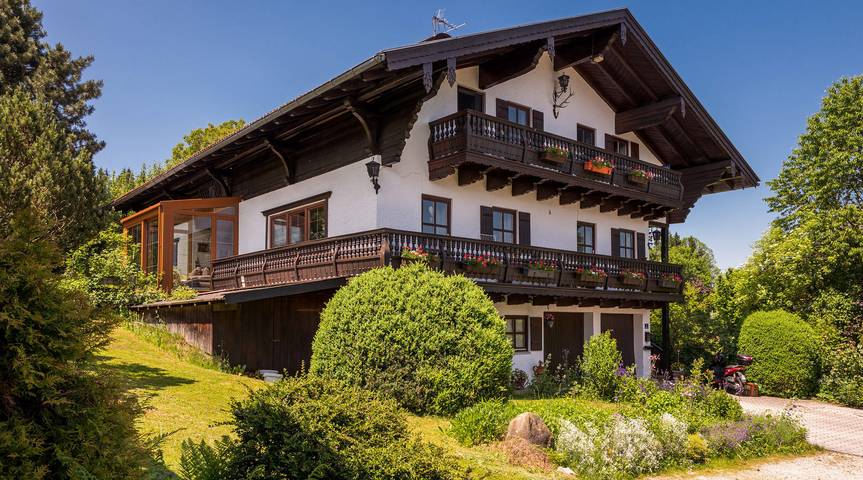 Ferienwohnung für 5 Personen, mit Balkon und Terrasse sowie Garten in Prien am Chiemsee