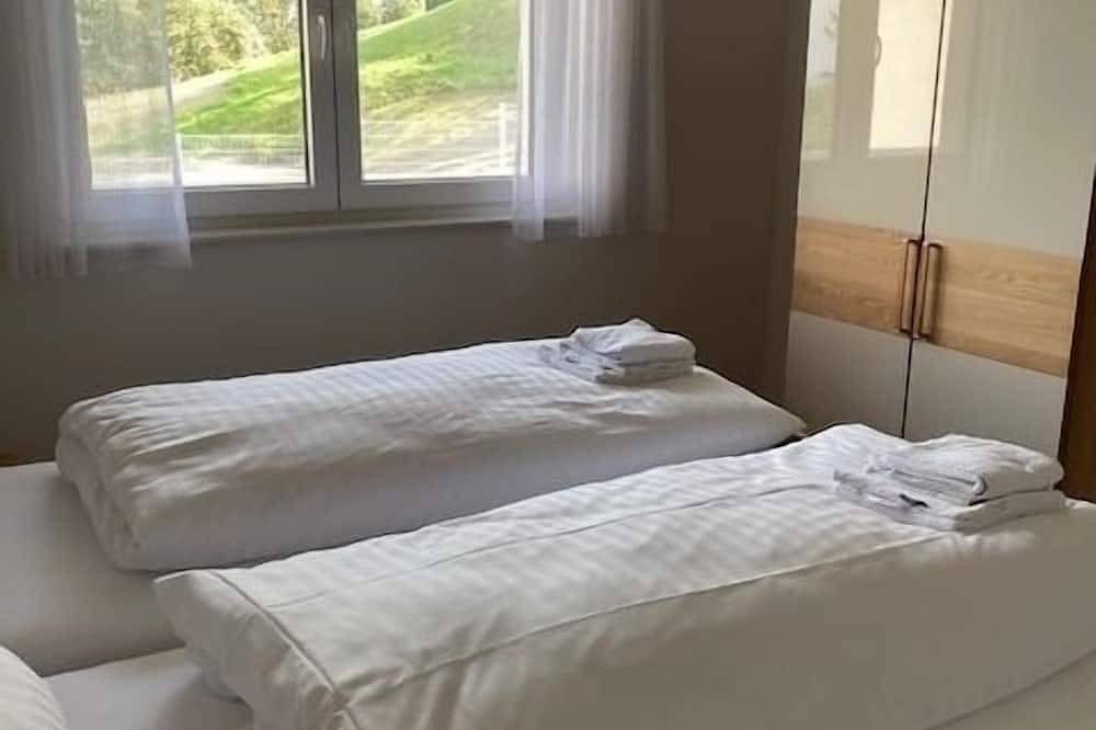 Ganze Wohnung, Ferienwohnung/App. für 6 Gäste mit 96m² in Oerlinghausen in Oerlinghausen, Kreis Lippe