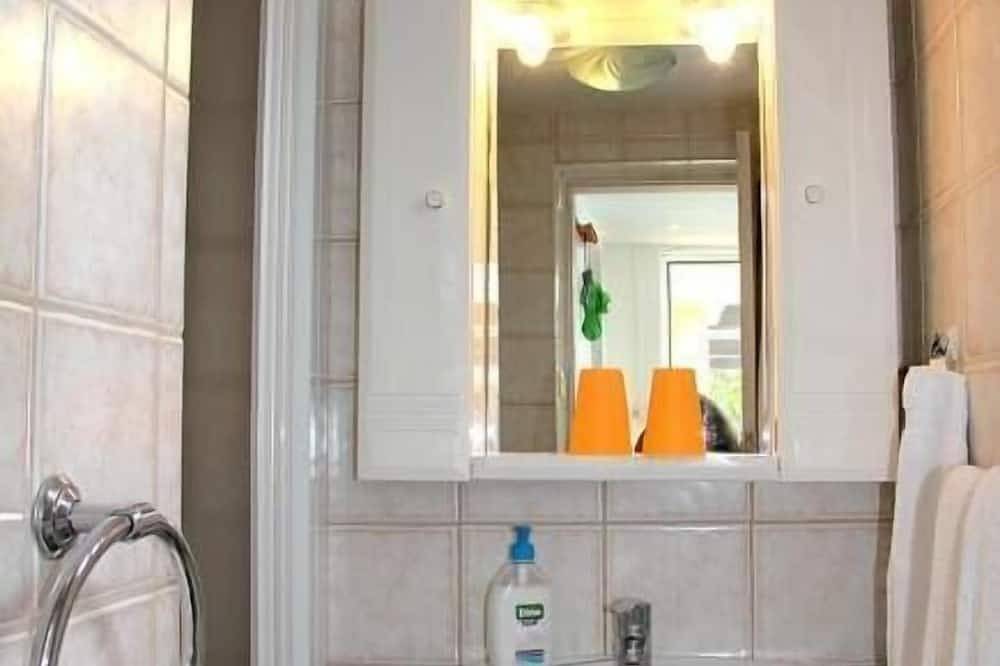 Cosy flat with garden and pool in El Paso (La Palma), La Palma South