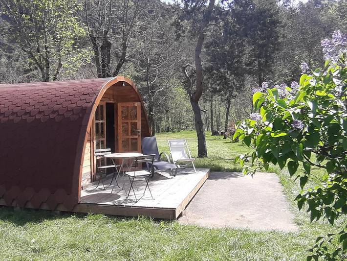 Camping pour 2 personnes, avec bassin pour enfant, animaux acceptés en Ardèche - 2