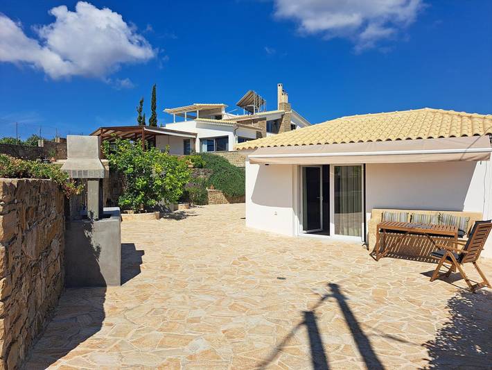 Glamping for 2 people, with terrace in Greece