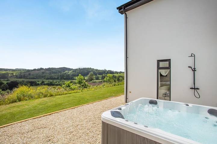 Holiday rental for 8 people, with Hot tub and Garden in Barnstaple