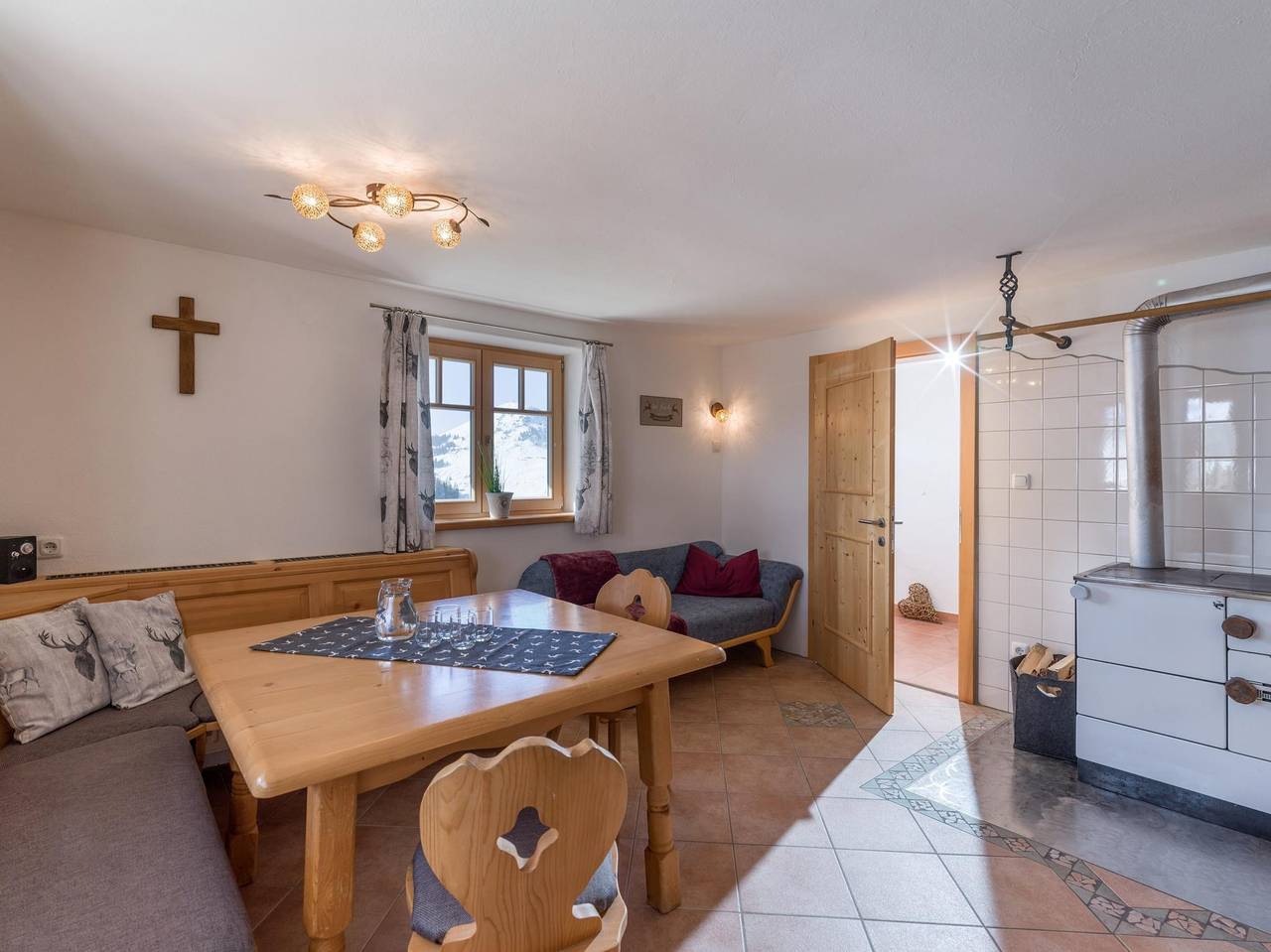 Geheel vakantieappartement, Appartement, douche, Wc, 2 slaapkamers in Söll, Kaisergebirge