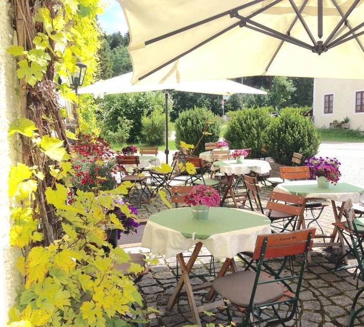 Pension für 4 Personen, mit Terrasse und Balkon/Terrasse in Traunreut - 2