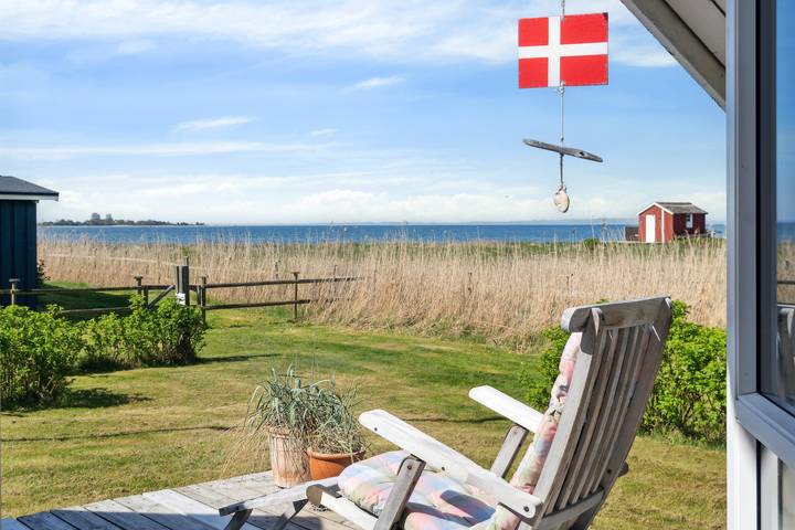 Gemütliches Sommerhaus in Føns mit Meerblick in Nørre Aaby, Kleiner Belt