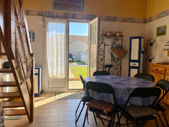 Location de vacances pour 5 personnes, avec terrasse dans Plage De Ragnette - 2