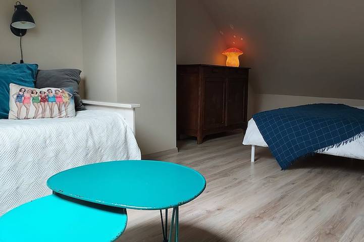 Location de vacances pour 8 personnes, avec piscine et jardin à Condat-sur-Ganaveix - 4