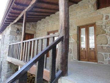 Location de vacances pour 7 personnes, avec terrasse et vue dans Campo Do Gerez