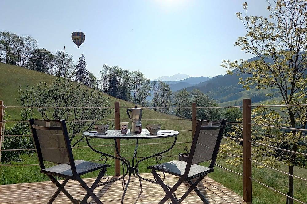 Tiny House à la Montagne Avec vue sur le Mont Blanc in Flumet, Albertville region
