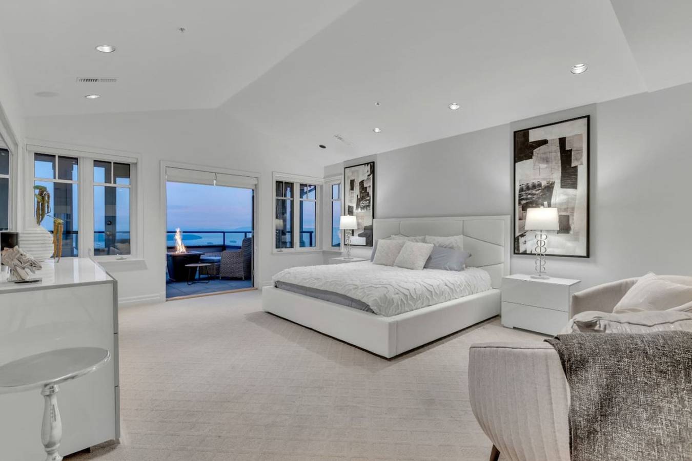 Luxe 4Br Retreat | Pool, Hot Tub + Panoramic Views in Cypress Mountain